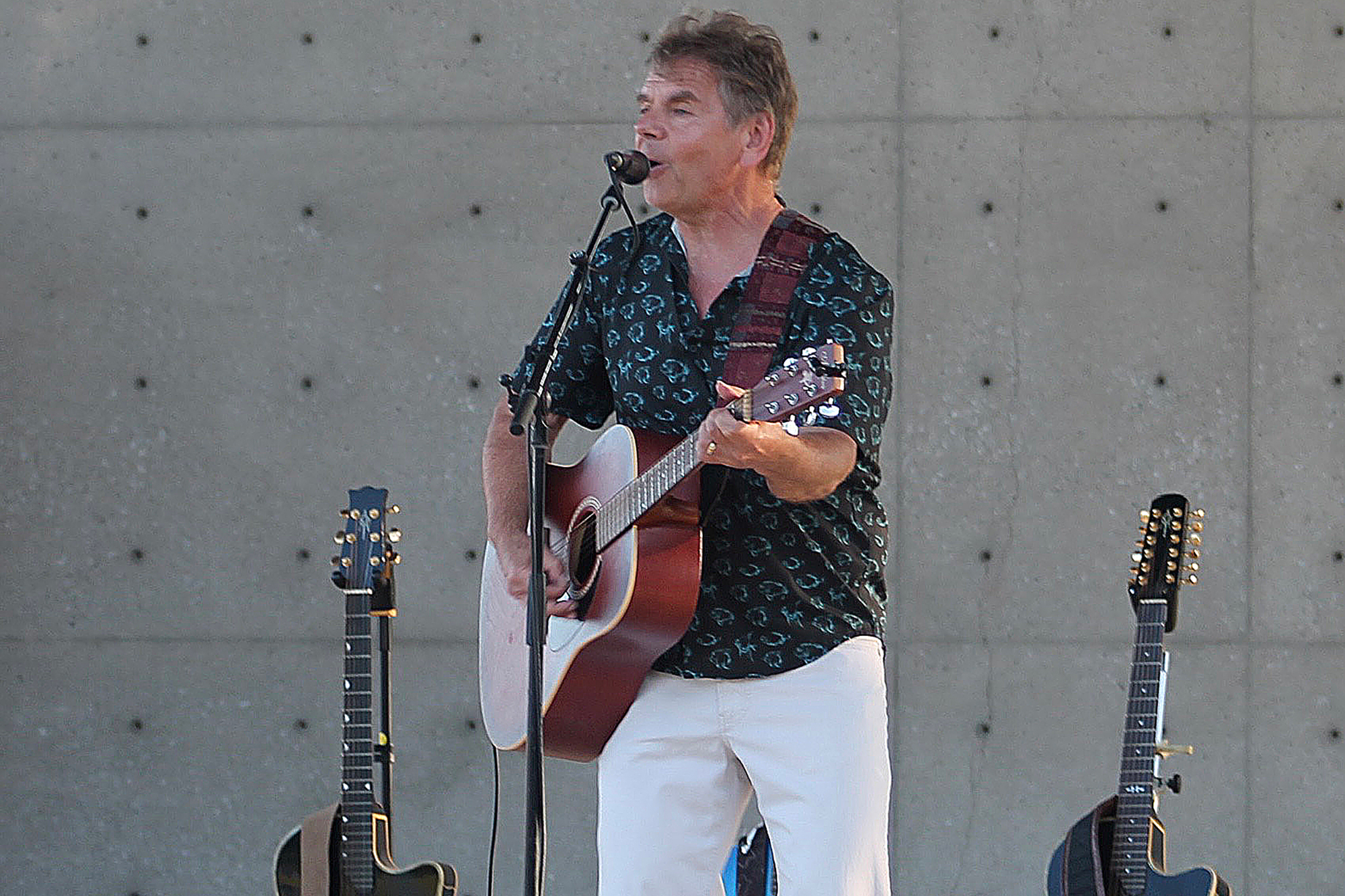 Richard Janik performing at the Sunset Amphitheatre