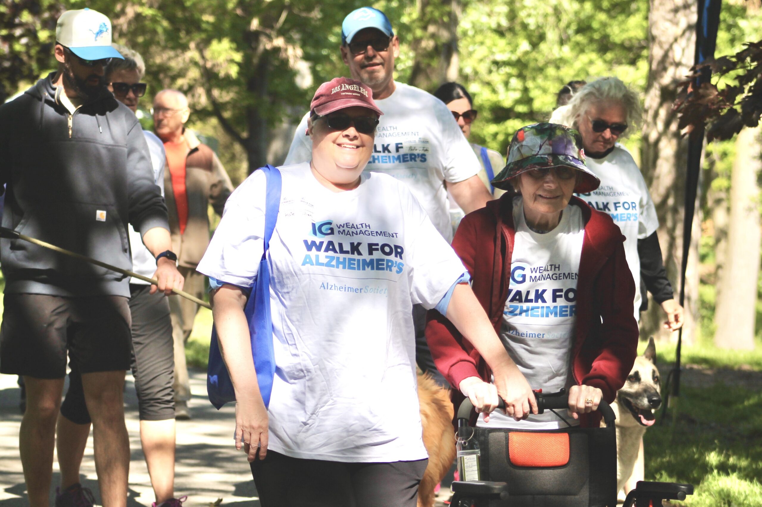 Local walkers in Canada’s largest annual dementia fundraiser found their way around the paths of Kingsville’s Lakeside Park this past Saturday morning.
